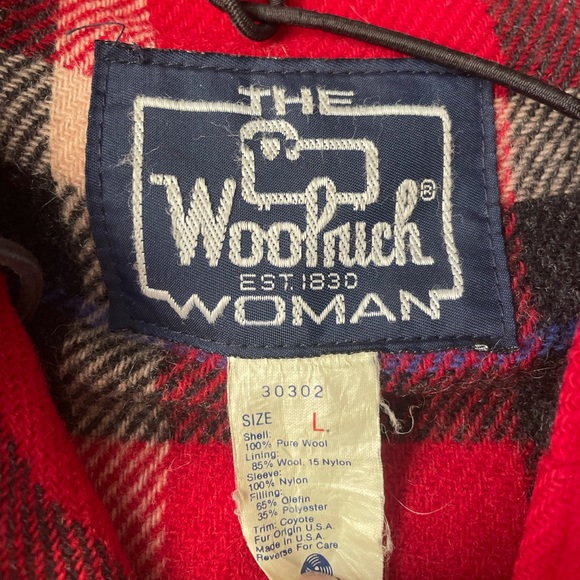 Vintage Red WOOLRICH Hooded Wool Womens Winter Coat Buffalo Plaid Lining - Picture 8 of 13